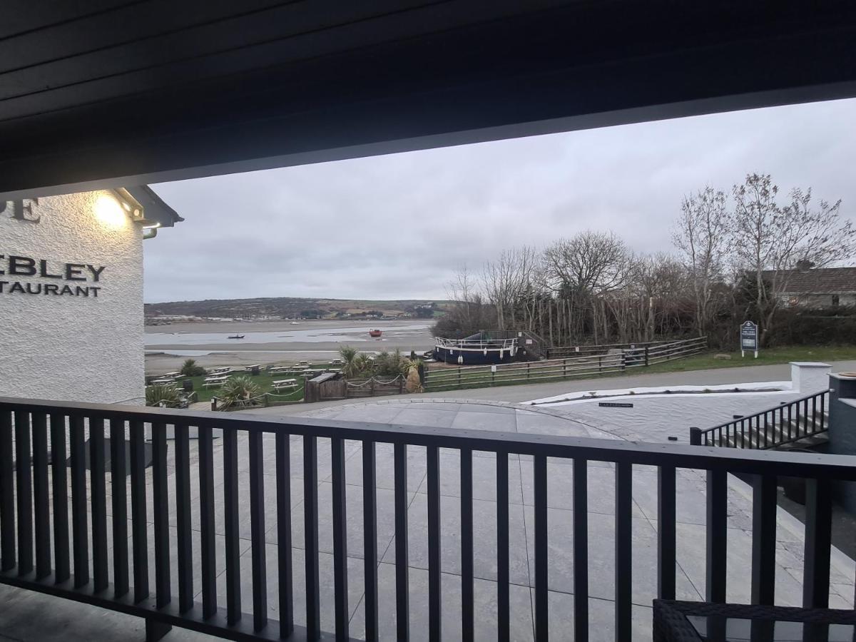 The Teifi Waterside Hotel คาร์ดิแกน ภายนอก รูปภาพ
