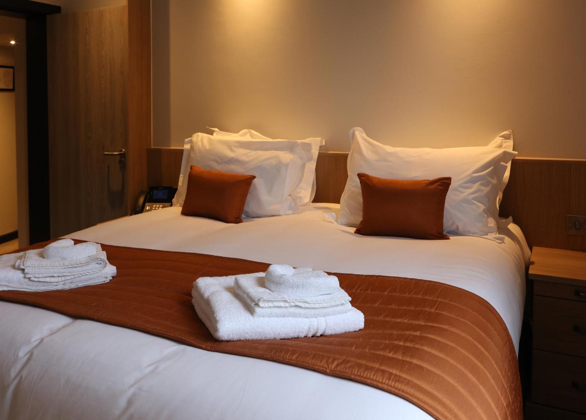 The Teifi Waterside Hotel คาร์ดิแกน ห้อง รูปภาพ